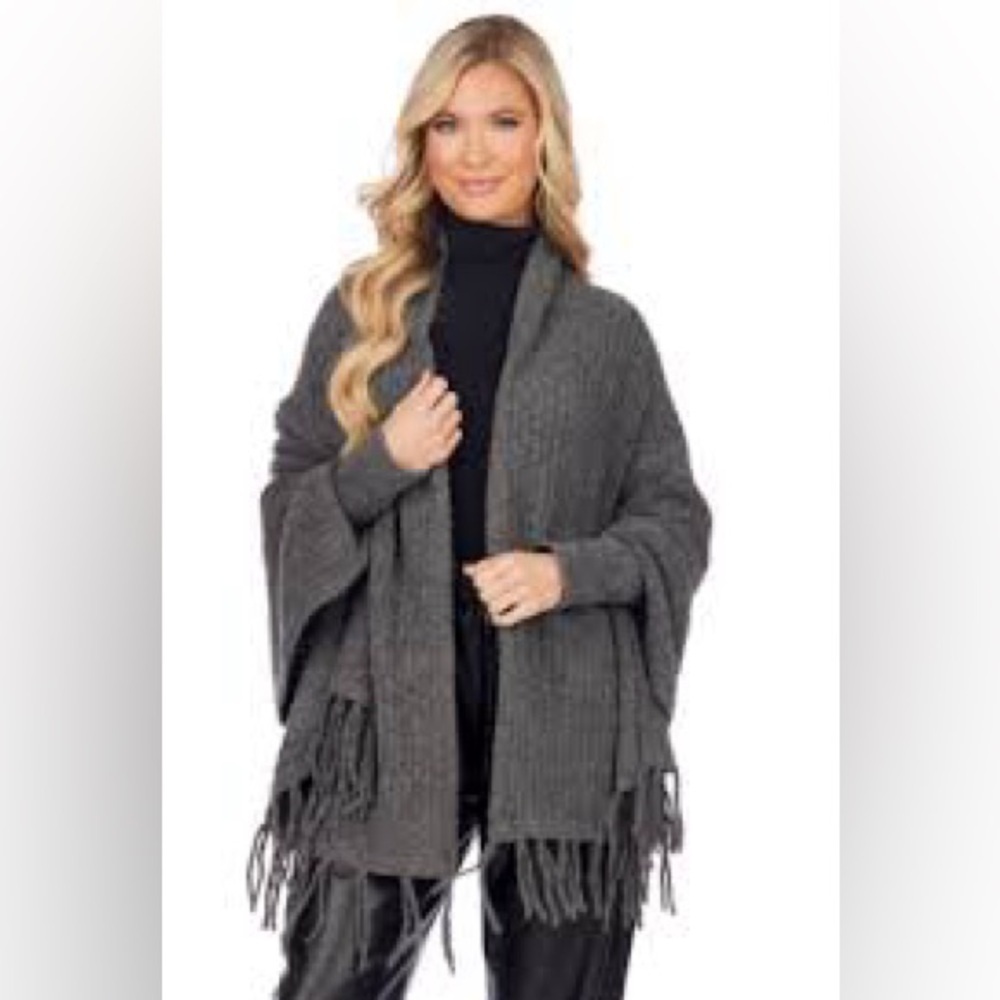 Urban Outfitters Gray Fringe Cardigan Sweater - Women's Medium